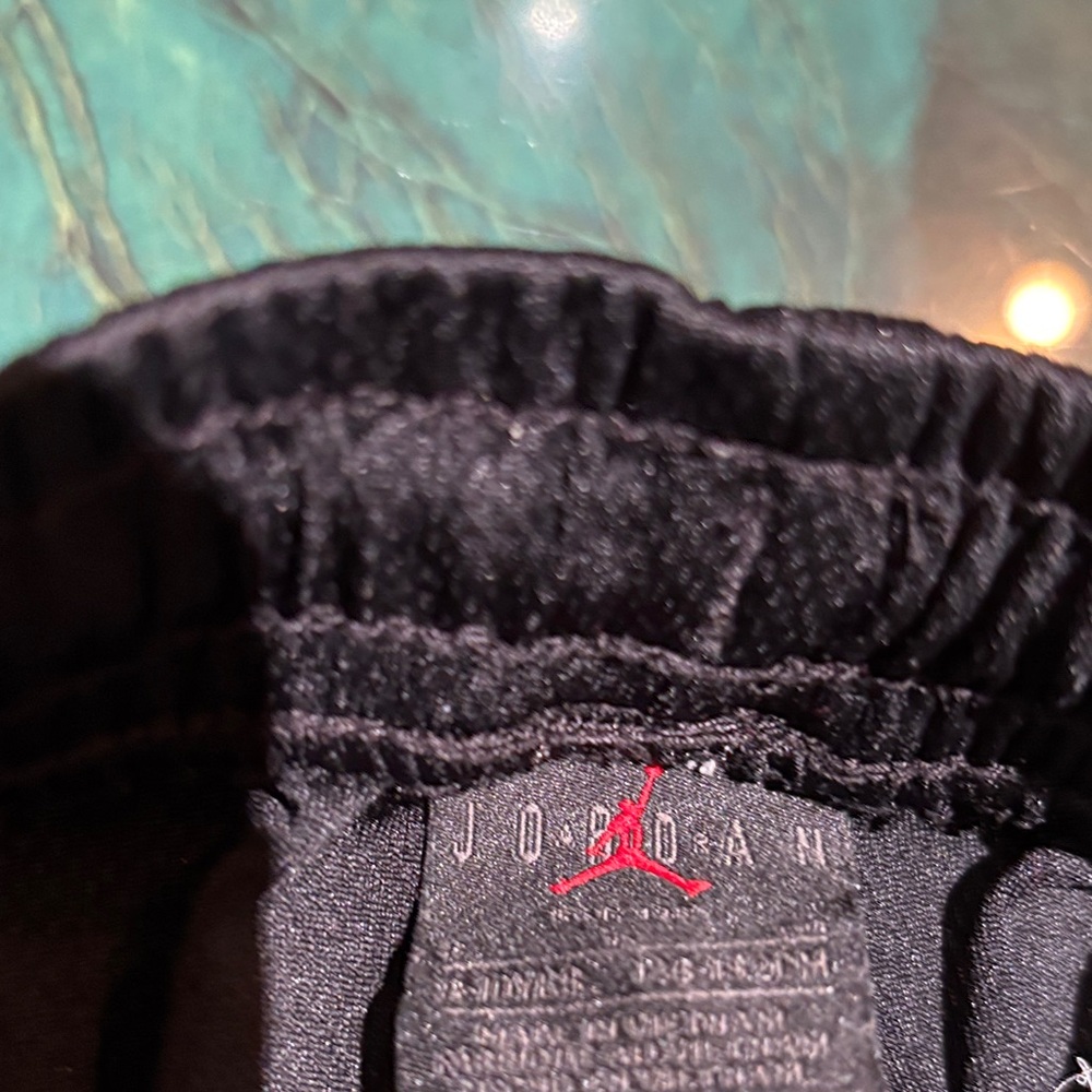 Jordan Black Athletic Men's Shorts - Picture 2 of 3
